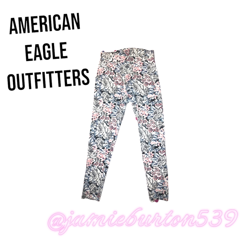 EUC American eagle Outfitters Paisley Flower print leggings